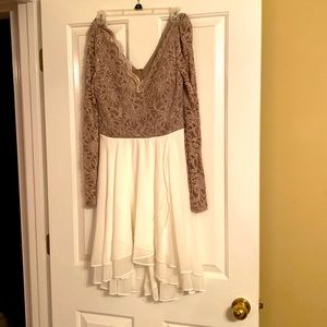 City vibe size 9 gold lace/white dress